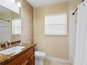 3562 W Southern Orchard Rd W, Davie FL 33328