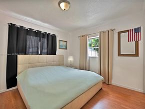 461 NW 17th Pl, Fort Lauderdale FL 33311