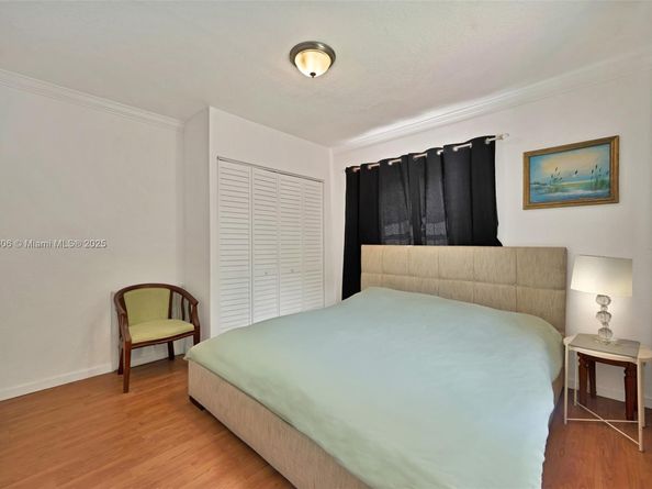 461 NW 17th Pl, Fort Lauderdale FL 33311