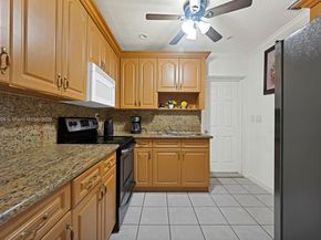 461 NW 17th Pl, Fort Lauderdale FL 33311