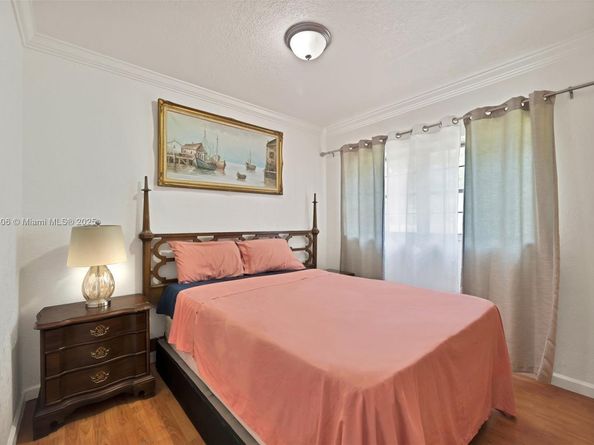 461 NW 17th Pl, Fort Lauderdale FL 33311