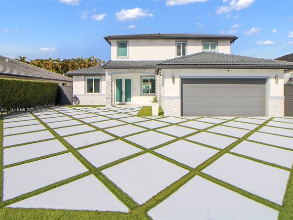 15967 SW 141st St, Miami FL 33196