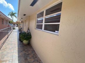 821 W 39 Pl, Hialeah FL 33012