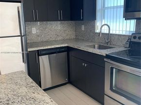 947 Lenox Ave 204, Miami Beach FL 33139