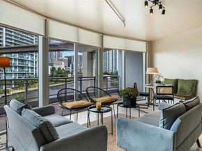 690 SW 1st Ct 501, Miami FL 33130