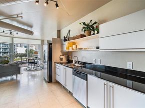 690 SW 1st Ct 501, Miami FL 33130