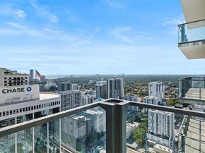 88 SW 7th St 3101, Miami FL 33130