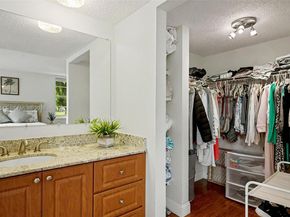 9340 Lagoon Pl 110, Davie FL 33324