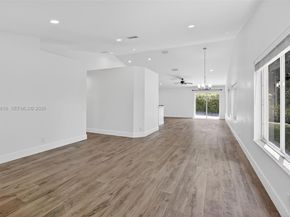 4219 Cherrywood Ct, Weston FL 33331