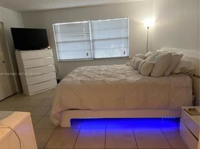 12950 SW 7th Ct 310A, Pembroke Pines FL 33027