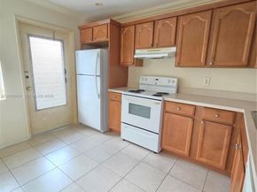 1000 NE 14th Ave 210, Hallandale Beach FL 33009