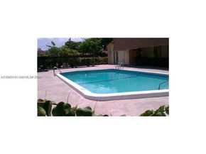 16950 W Dixie Hwy A529, North Miami Beach FL 33160