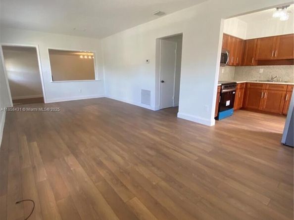 1100 NE 151st Ter, North Miami Beach FL 33162