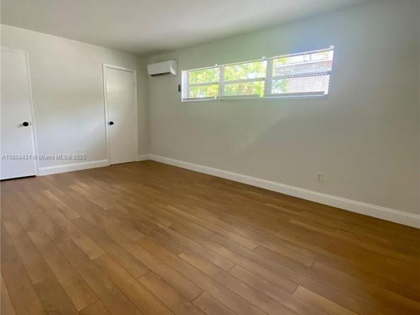 1100 NE 151st Ter, North Miami Beach FL 33162