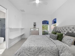 5952 NW 66th Ave, Parkland FL 33067