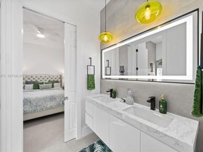 5952 NW 66th Ave, Parkland FL 33067