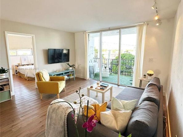 7850 Byron Ave 307, Miami Beach FL 33141