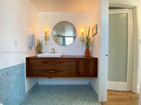 7850 Byron Ave 307, Miami Beach FL 33141