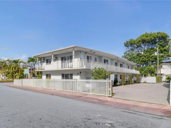 8129 Abbott Ave 10, Miami Beach FL 33141