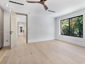 5820 SW 33rd Ln, Hollywood FL 33312
