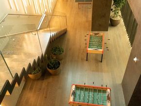 650 NE 32nd St 2105, Miami FL 33137