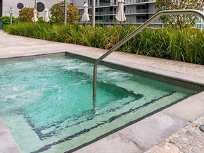 650 NE 32nd St 2105, Miami FL 33137