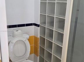 1245 Coral Ln, Hollywood FL 33019