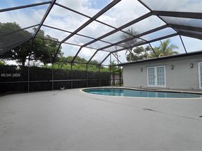 1245 Coral Ln, Hollywood FL 33019