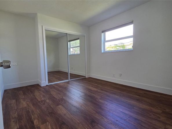 1245 Coral Ln, Hollywood FL 33019