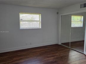 1245 Coral Ln, Hollywood FL 33019