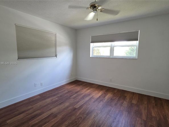 1245 Coral Ln, Hollywood FL 33019