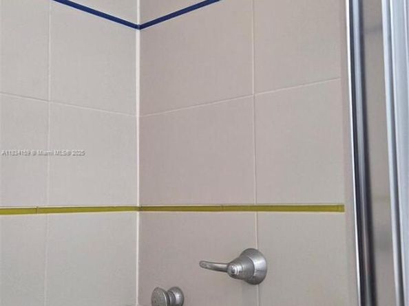 1245 Coral Ln, Hollywood FL 33019