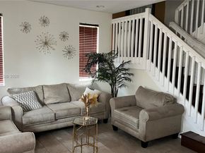 956 NW 206th Ter, Miami Gardens FL 33169