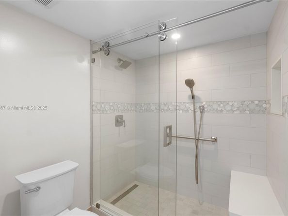 6666 SW 115th Ct 208, Miami FL 33173