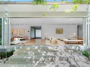 11 La Gorce Cir, Miami Beach FL 33141