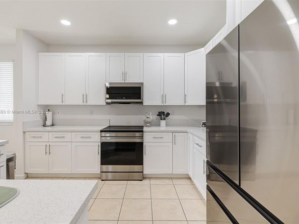 27381 SW 139th Pl, Homestead FL 33032