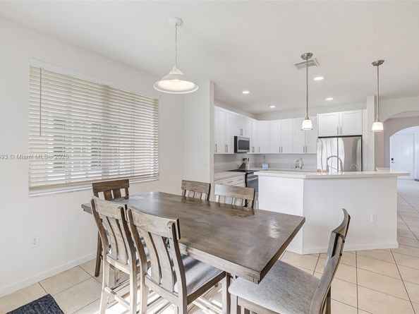 27381 SW 139th Pl, Homestead FL 33032