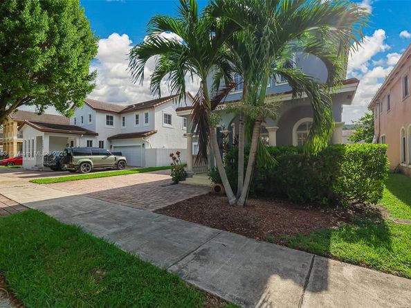 27381 SW 139th Pl, Homestead FL 33032