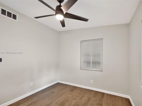 171 Tulip Tree Dr, Lake Worth FL 33462