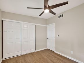 171 Tulip Tree Dr, Lake Worth FL 33462