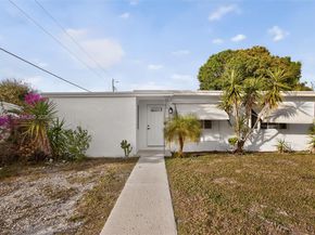 171 Tulip Tree Dr, Lake Worth FL 33462