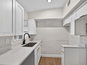 171 Tulip Tree Dr, Lake Worth FL 33462