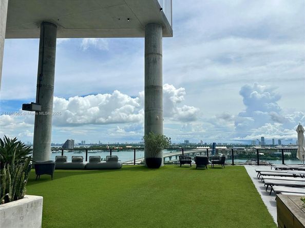 398 NE 5th Street 2506, Miami FL 33132