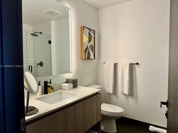 398 NE 5th Street 2506, Miami FL 33132