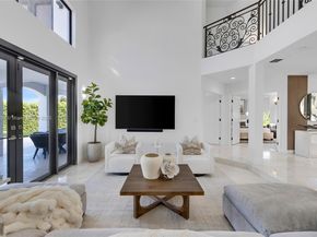 10101 SW 58th St, Miami FL 33173