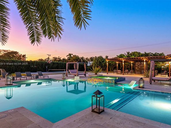 10101 SW 58th St, Miami FL 33173