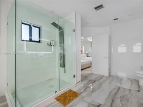 10101 SW 58th St, Miami FL 33173