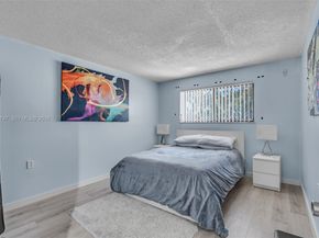 7060 NW 179th St 210, Hialeah FL 33015