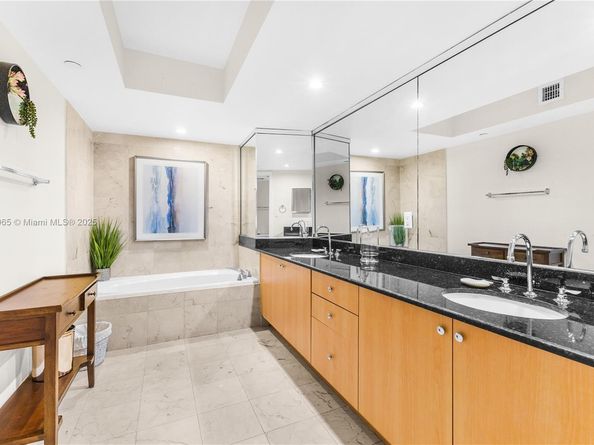 6917 Collins Ave 1505, Miami Beach FL 33141