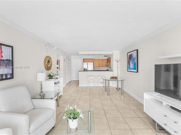 6917 Collins Ave 1505, Miami Beach FL 33141